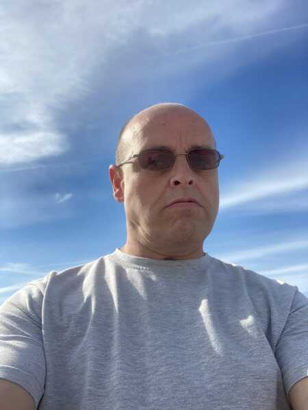 Johnny70 profile photo