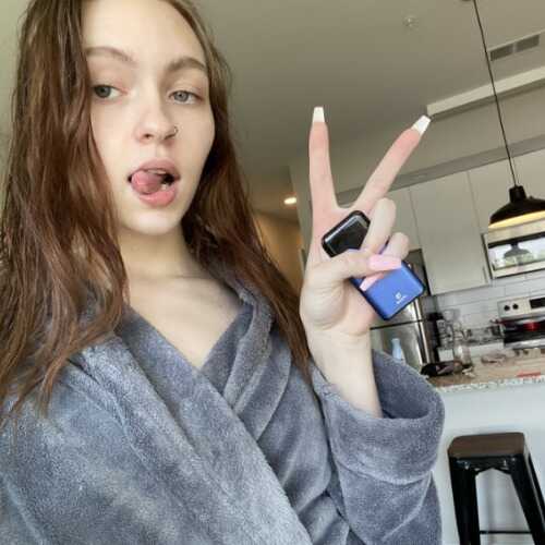 Alisonn27