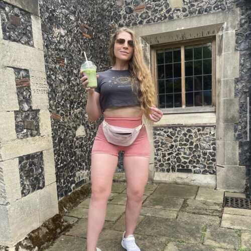 Lidia simmons