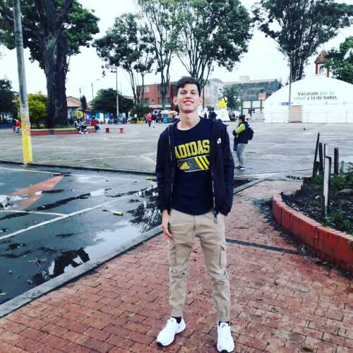 Alejandr0201