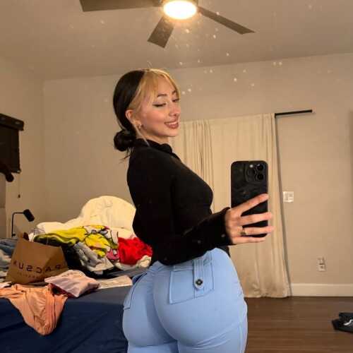 Ready to explore the thrill of connection and - Single Maria