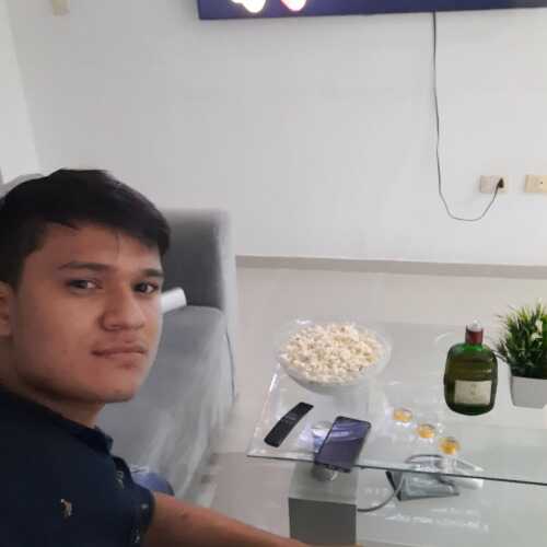 laraelbe293