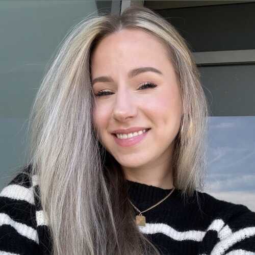 Ashley 
