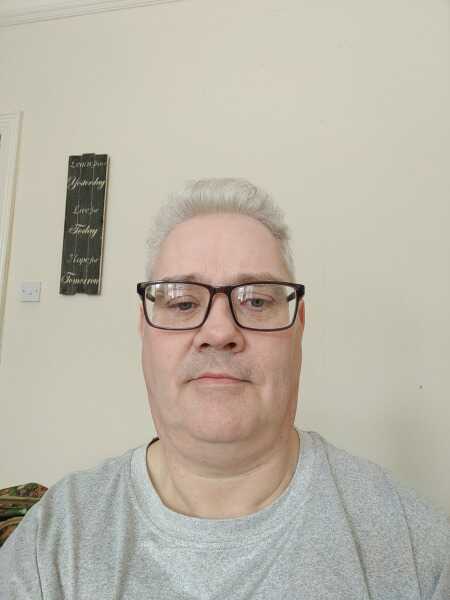 Benhoof74 profile photo