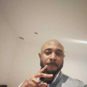 BoldSocialite25f5a6