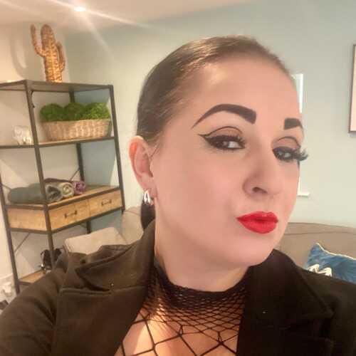 Yourhornymistress