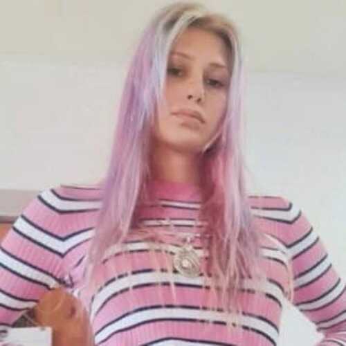 Anie R
