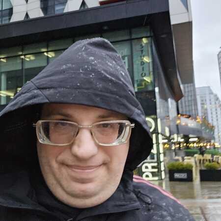 frumpornst677 profile photo