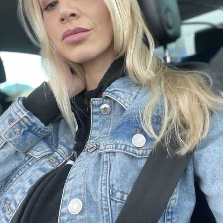 Melly  profile photo