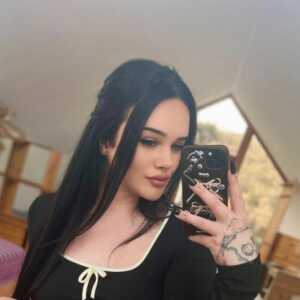 MagneticFoodie43d0a9