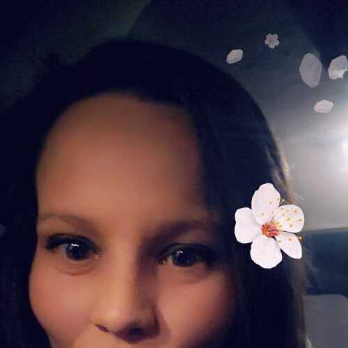 bratty090