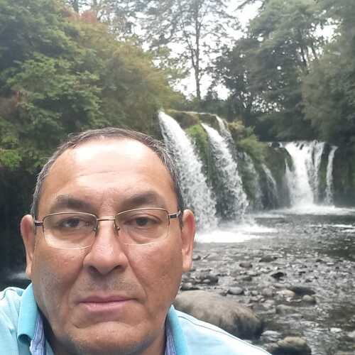 charly702