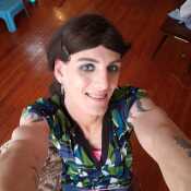 Tonya4hung