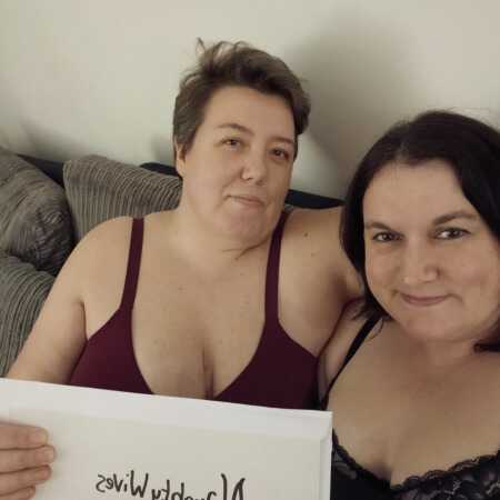 NaughtyWives profile photo