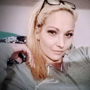 GlamorousDreamer989af2