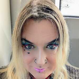 AlluringQueen7934bb