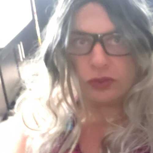 carlycd87