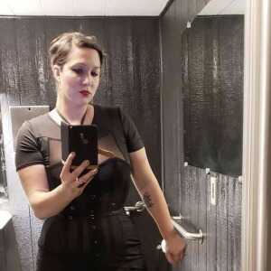 MistressViolaParker