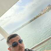 AttractivePhilandc23