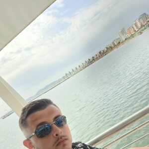 AttractivePhilandc23