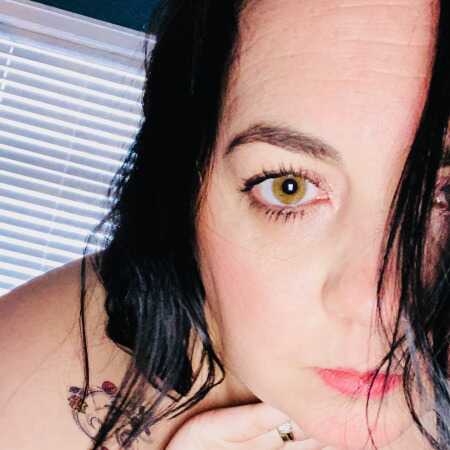 PeachesX099 profile photo