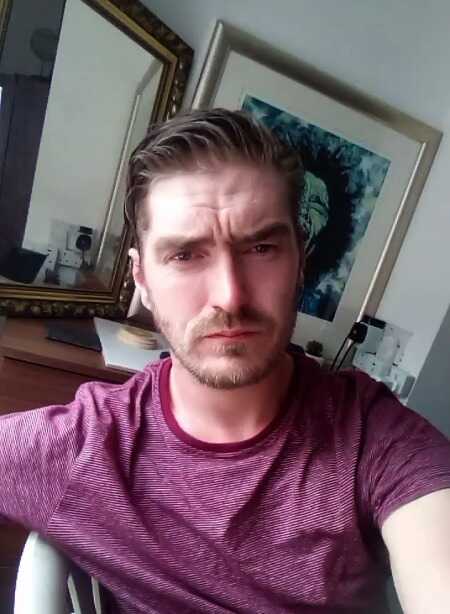 Love2lickpussy profile photo