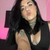 Mistress Vic Grillet