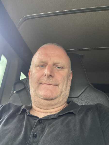 Johnnie profile photo