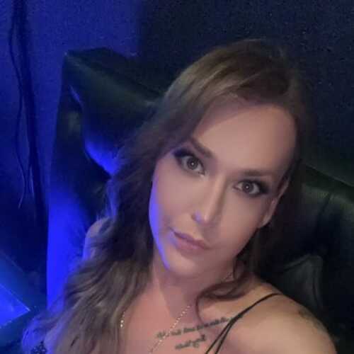 Gorgeous Sonia