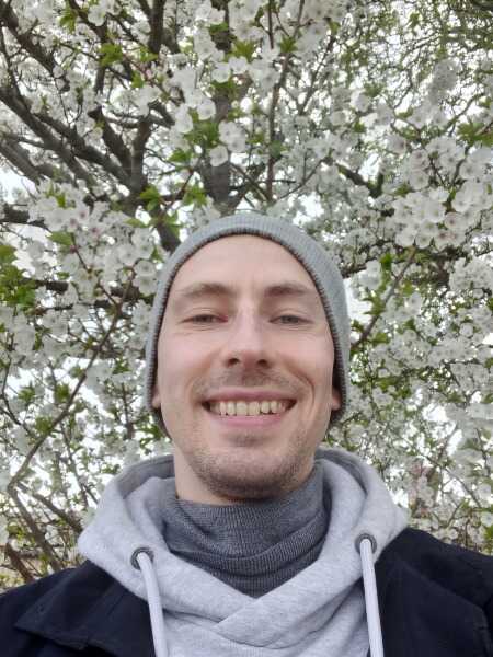 MaksimLV profile photo