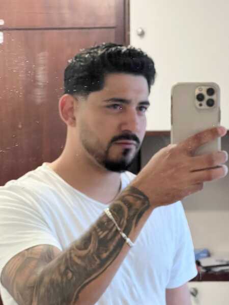 Henrique23 profile photo