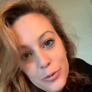 HonestTeacher27d84b