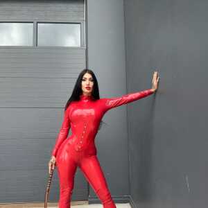 SensitiveSocialite82a0a