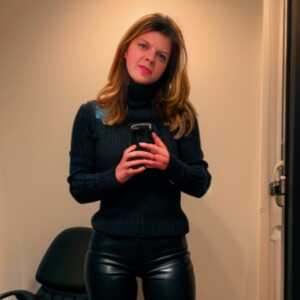 StunningProfessi6bc0