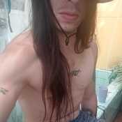 YK33