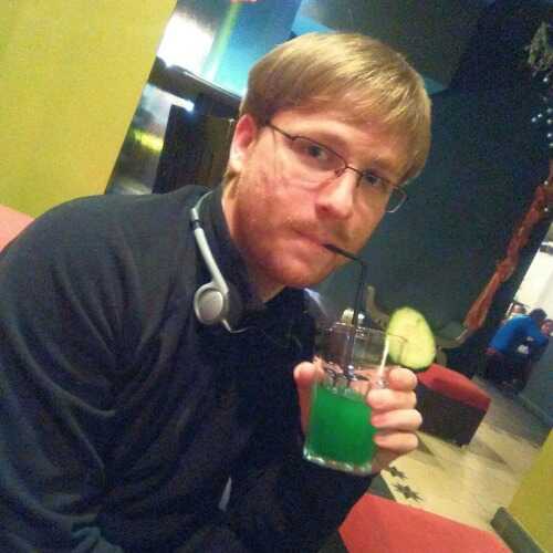 ManicGreen