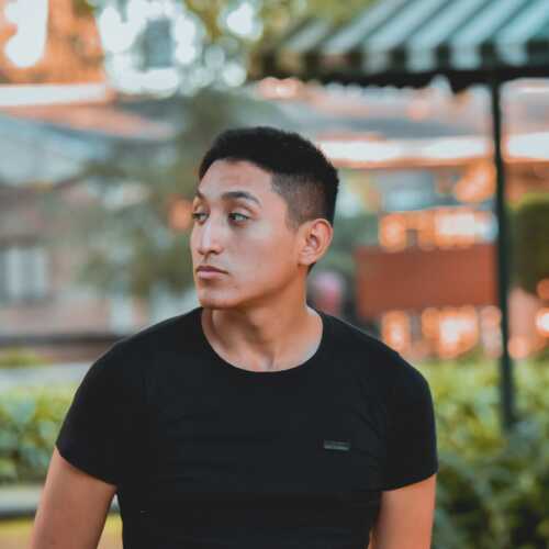 Elias01