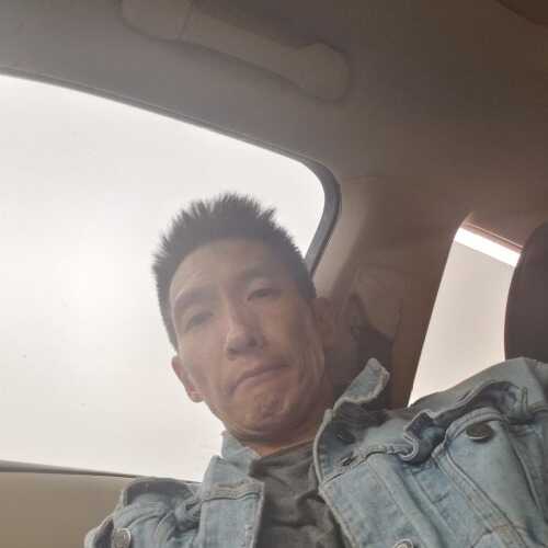 kinkyasianguyinny
