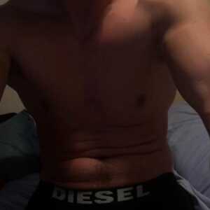 CaringFlirtggggjg