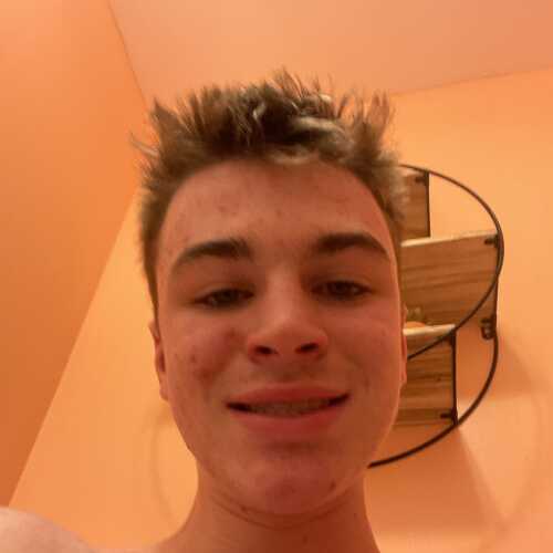Charliehylk589