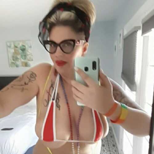 Yummy mistress