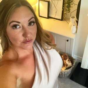GlamorousEngineer926ed4