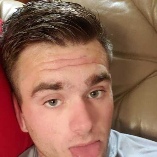Exhibitionistpup24