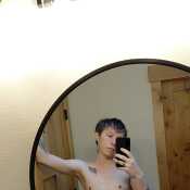 AttractivePhotog8645