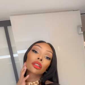 SpontaneousQueen65e10c