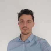 Axalym