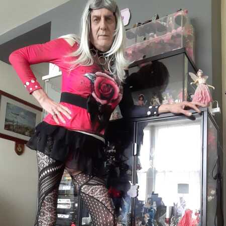 tinatease profile photo