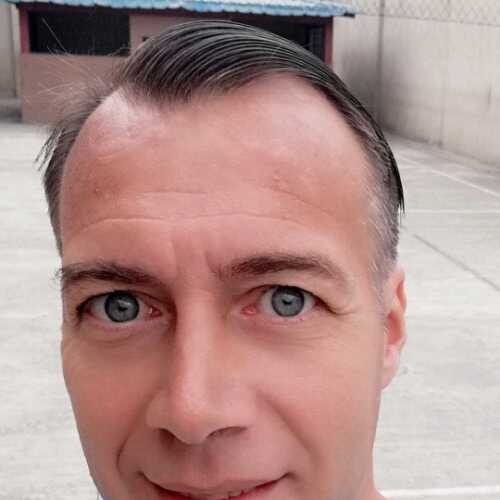 Alejandro8245