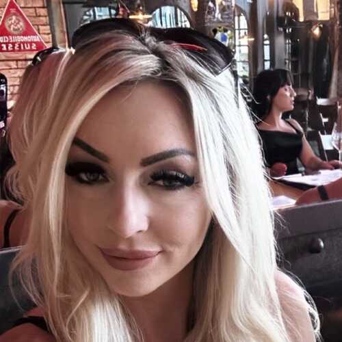 Mummy mistress