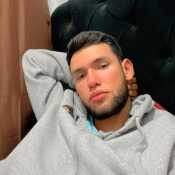 José